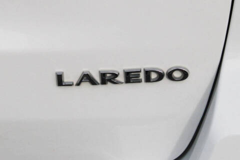 2020 Jeep Grand Cherokee Laredo