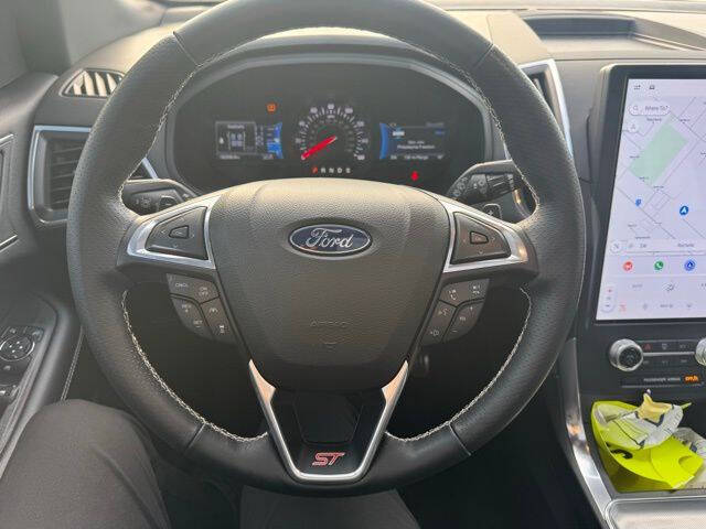 2022 Ford Edge ST