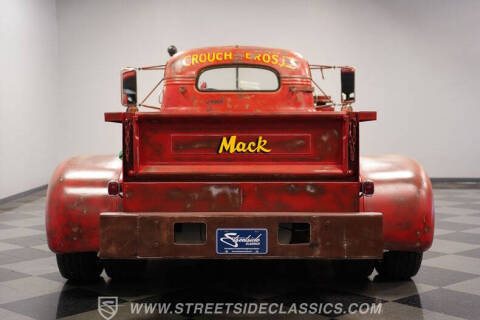 1960 Mack B-Series