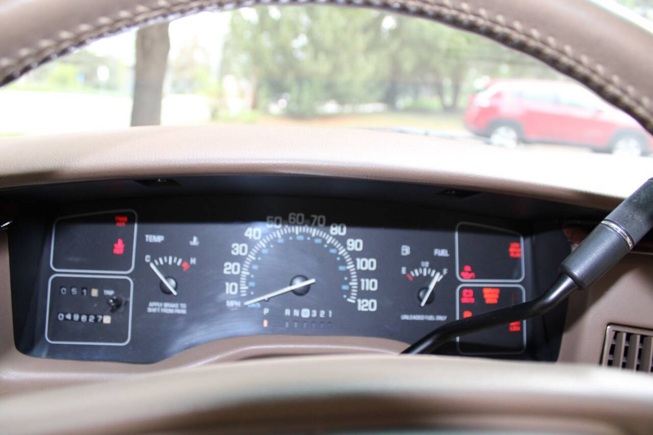 1996 Buick Roadmaster 39