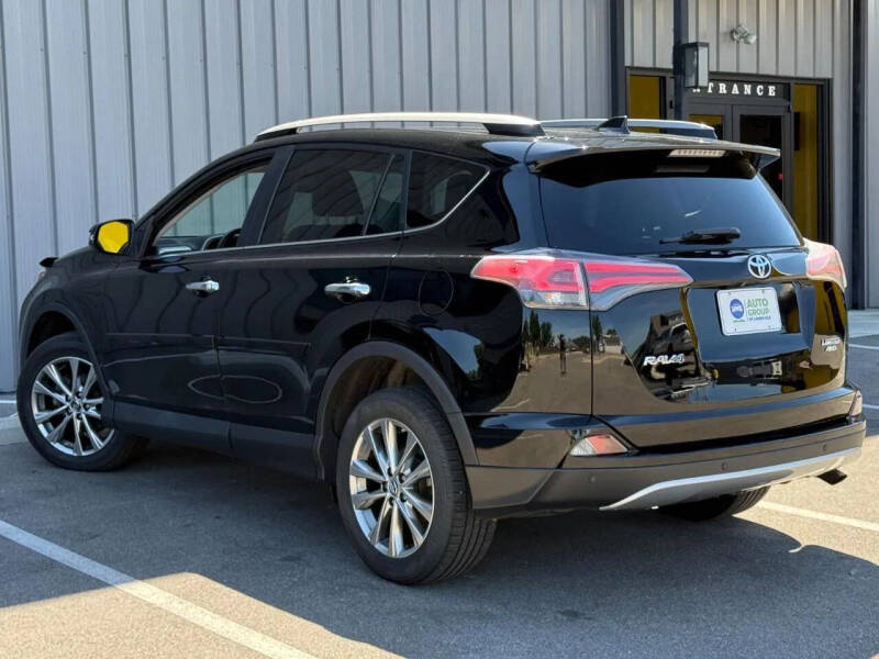2017 Toyota RAV4 Limited