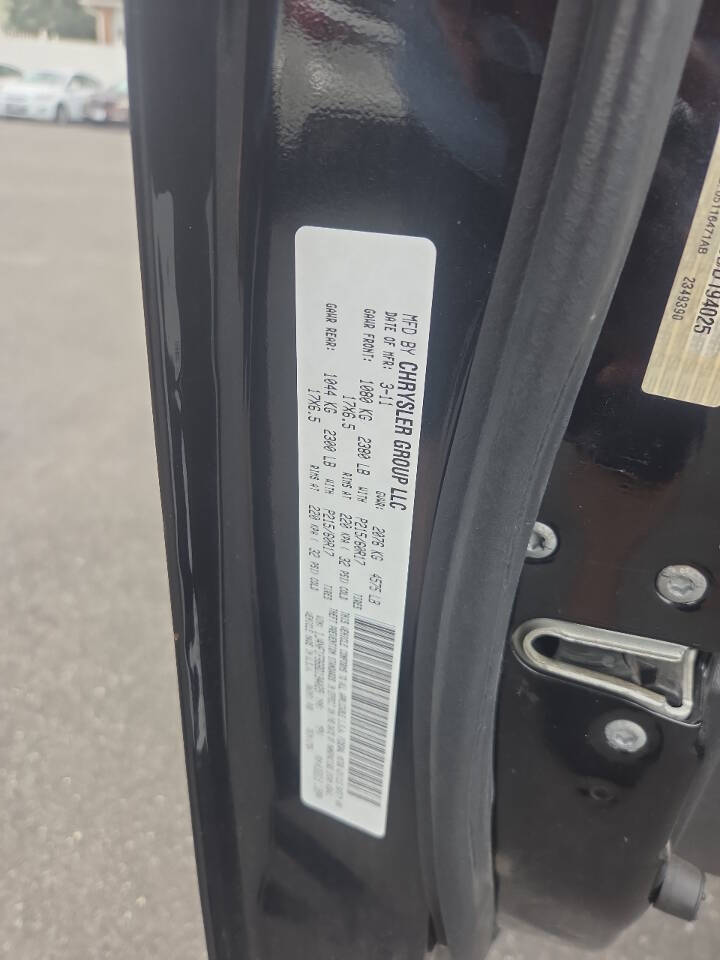 View vehicle photo 6