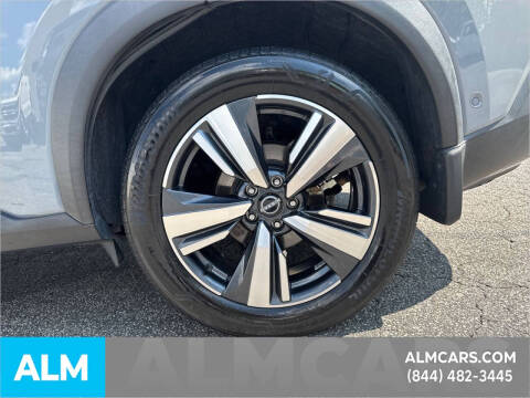 2022 Nissan Rogue SL