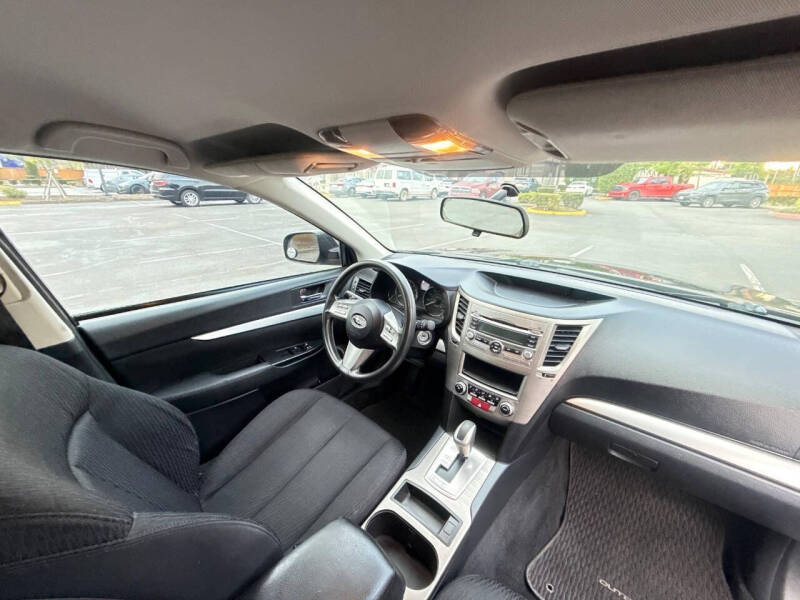 2011 Subaru Outback 2.5i