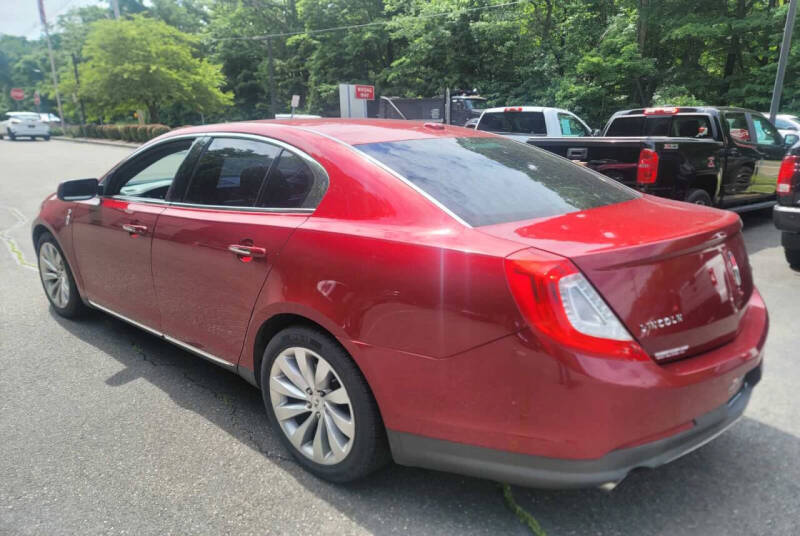 2014 Lincoln MKS
