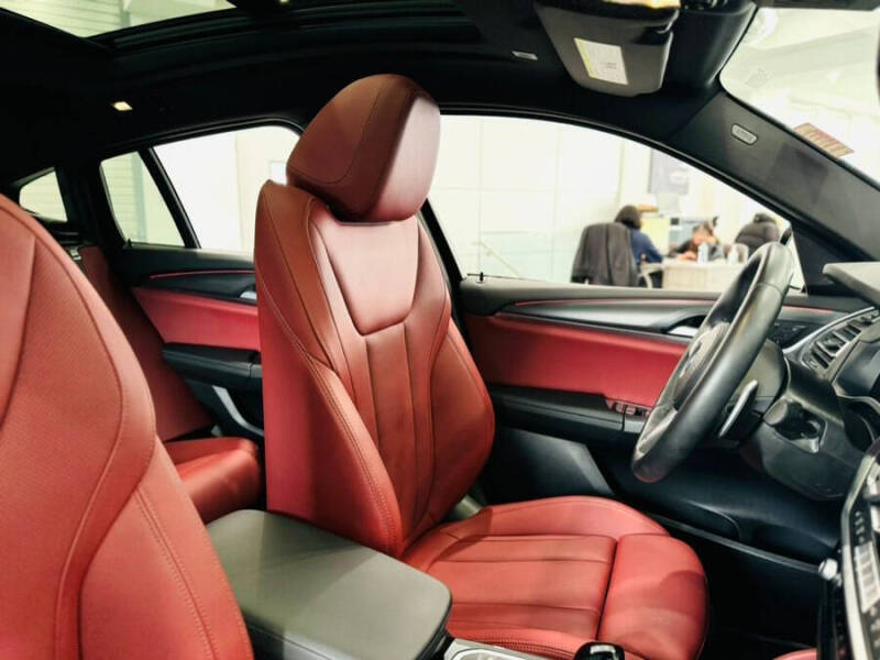 2024 BMW X4 xDrive30i