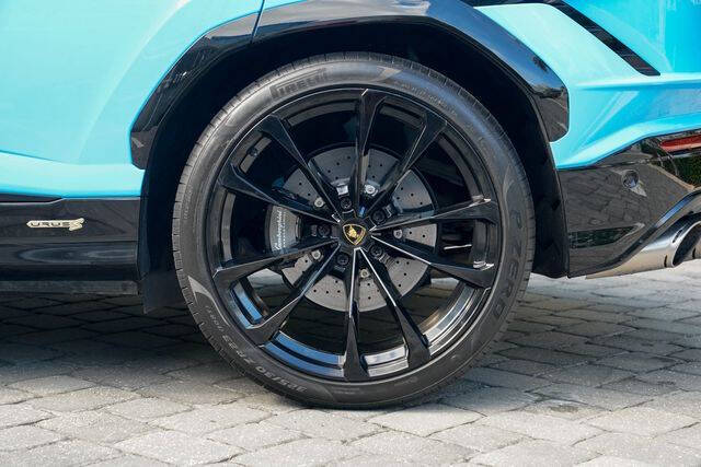 2024 Lamborghini Urus S