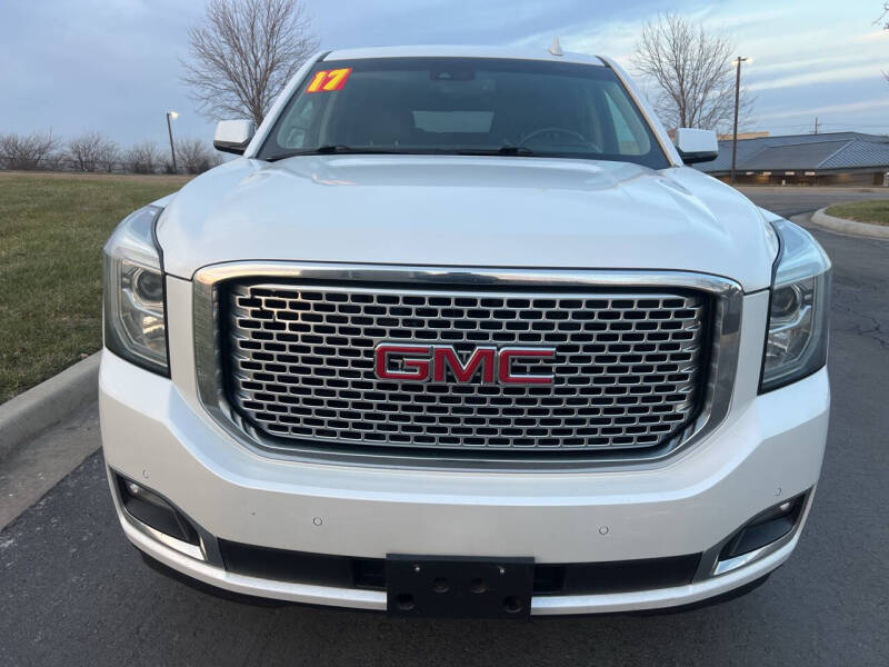 2017 GMC Yukon XL Denali