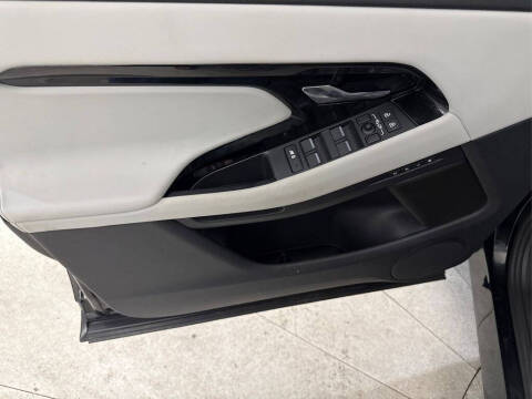 2024 Land Rover Range Rover Evoque P250 Dynamic SE