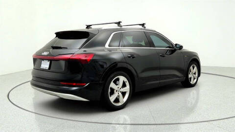 2019 Audi e-tron quattro Premium Plus