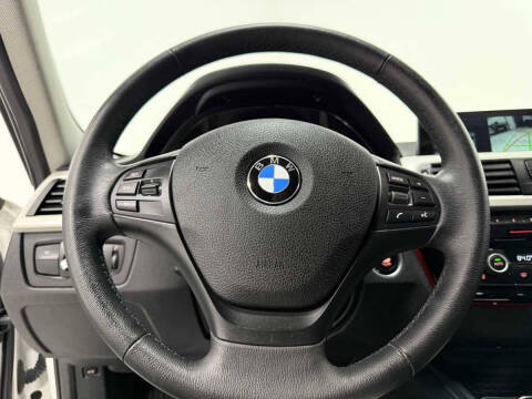 2017 BMW 3 Series 320i