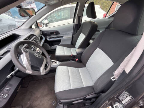2013 Toyota Prius c Two