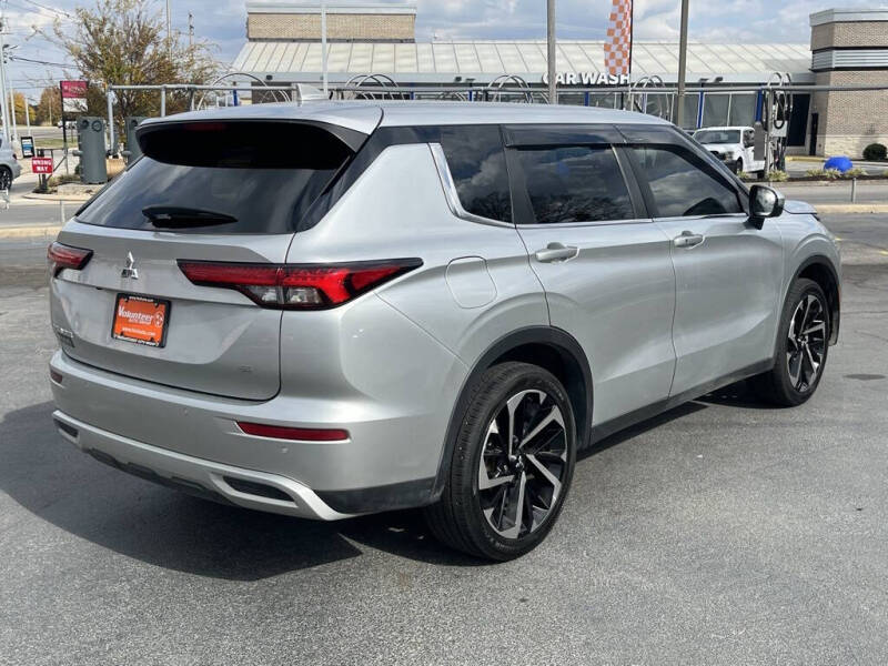 2022 Mitsubishi Outlander SE