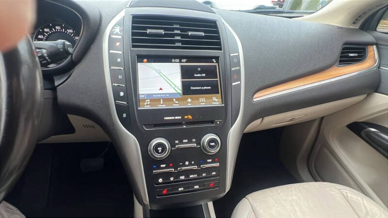 2017 Lincoln MKC Select