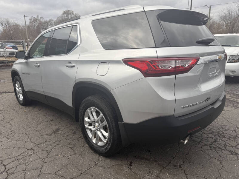 2018 Chevrolet Traverse LT Cloth