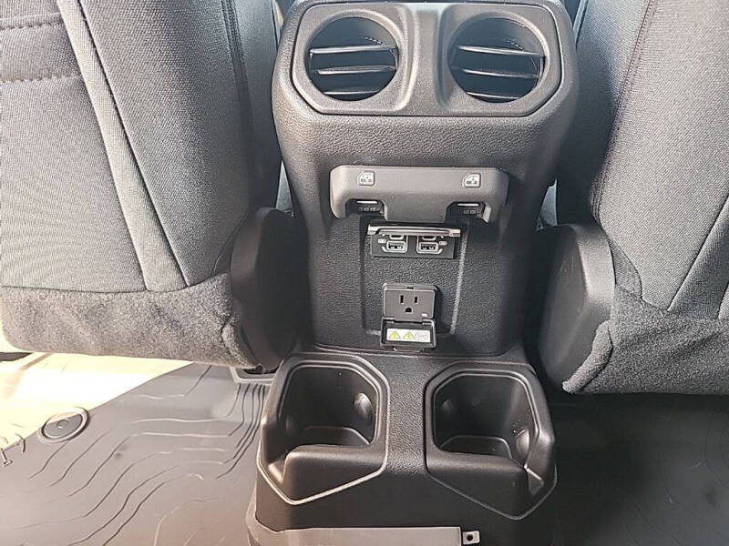 2026 Jeep Gladiator Willys