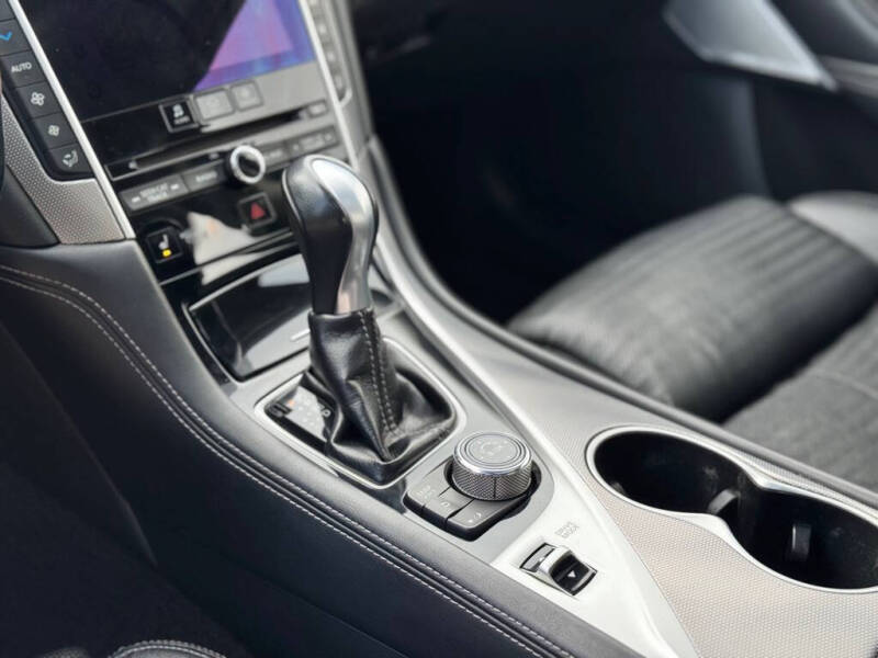 2017 Infiniti Q50 3.0T Signature Edition