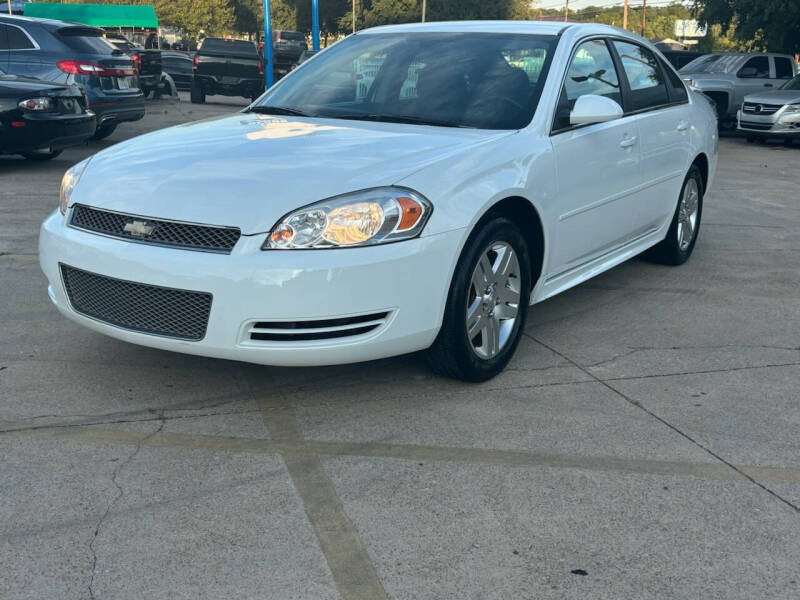 2013 Chevrolet Impala LT photo 3