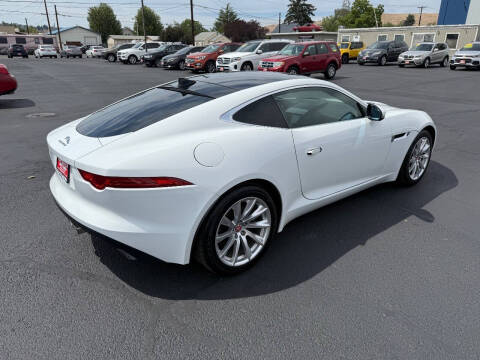 2017 Jaguar F-TYPE Premium