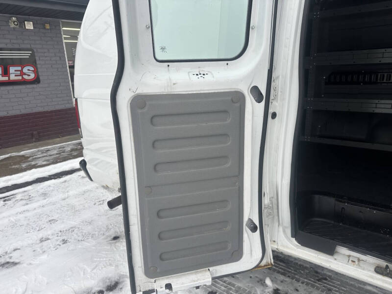 2009 Ford E-Series E-250