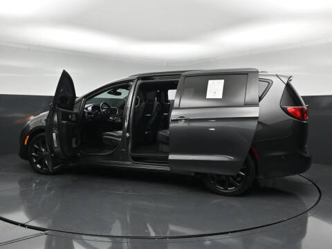 2019 Chrysler Pacifica Touring L Plus