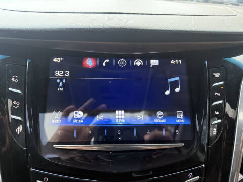 2016 Cadillac Escalade Luxury Collection