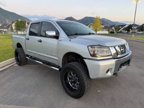 2011 Nissan Titan SV