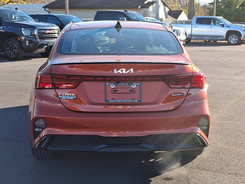 2023 Kia Forte GT-Line