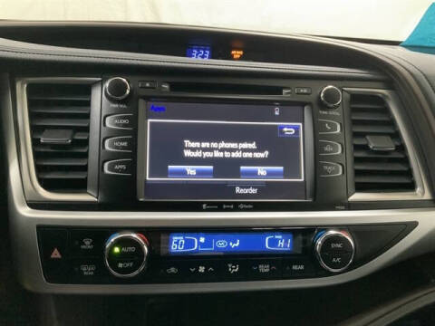 2018 Toyota Highlander LE