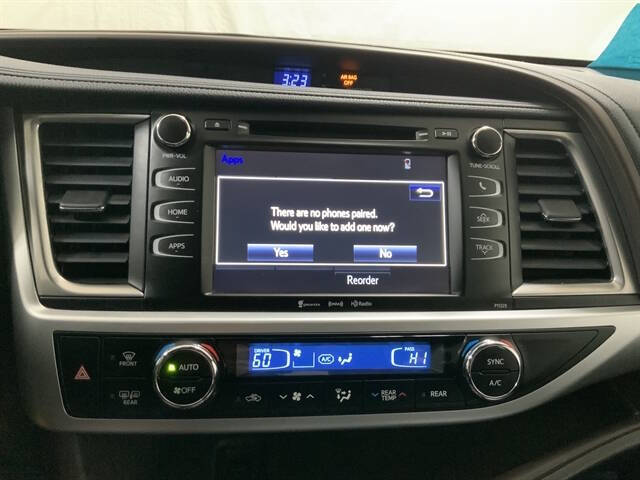 2018 Toyota Highlander LE