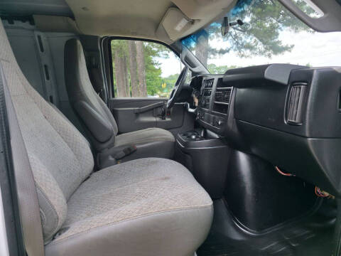 2017 GMC Savana 2500
