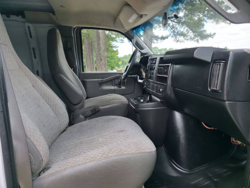 2017 GMC Savana 2500