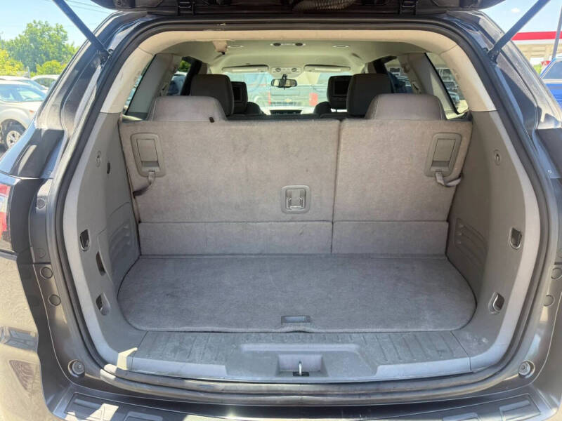 2017 Chevrolet Traverse LS