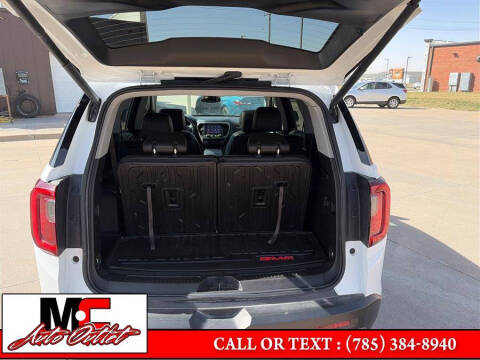2023 GMC Acadia AT4