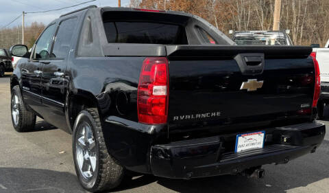 2011 Chevrolet Avalanche LTZ
