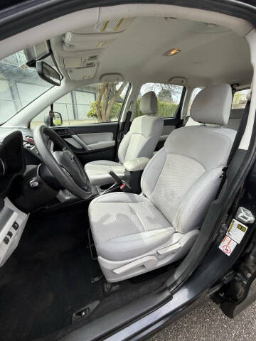 2014 Subaru Forester 2.5i