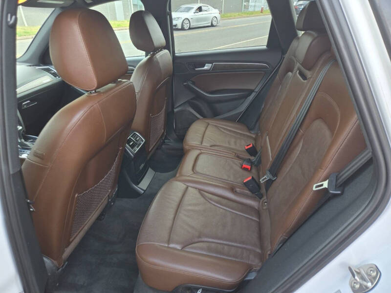 2015 Audi Q5 2.0T quattro Premium Plus