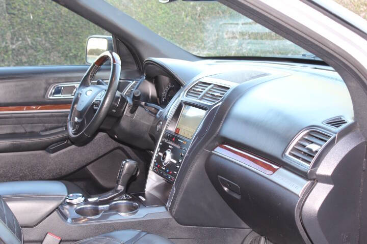 2018 Ford Explorer Platinum