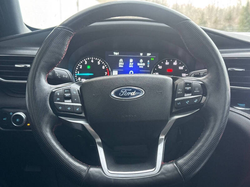 2022 Ford Explorer ST-Line
