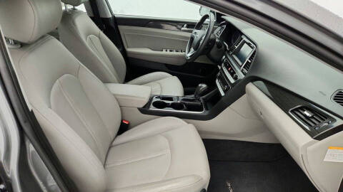 2018 Hyundai Sonata Hybrid