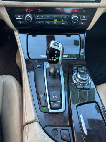 2011 BMW 5 Series 535i xDrive