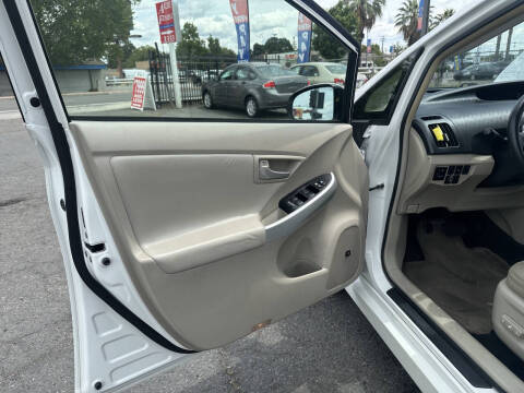 2012 Toyota Prius Four