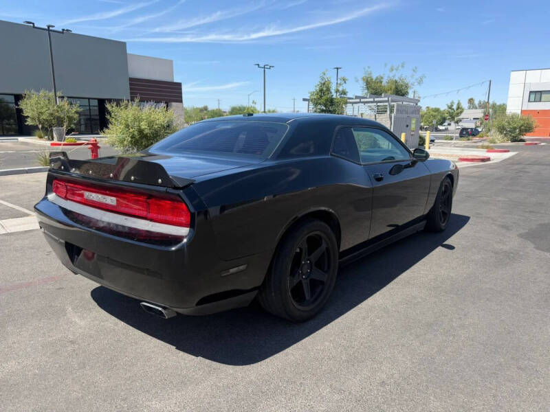 2014 Dodge Challenger R/T Shaker Package