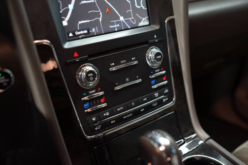 2017 Lincoln Navigator Select