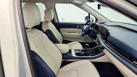 2025 Kia Carnival EX
