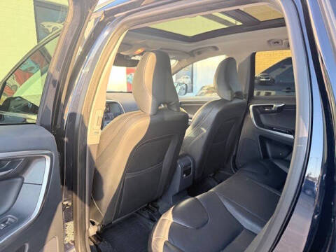 2017 Volvo XC60 T5 Dynamic