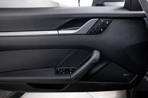 2025 Porsche 911 Carrera