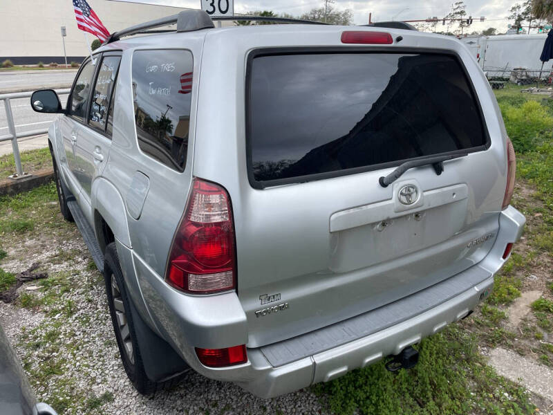 2004 Toyota 4Runner SR5