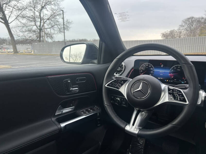 2025 Mercedes-Benz GLB GLB 250 4MATIC