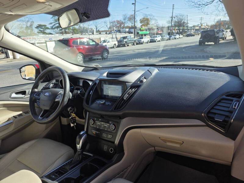 2018 Ford Escape SEL